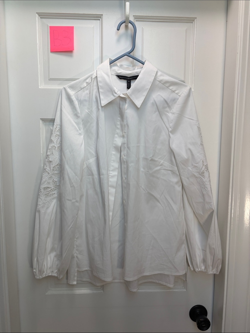 White House Black Market White Embroidered Long-Sleeve Button Shirt
